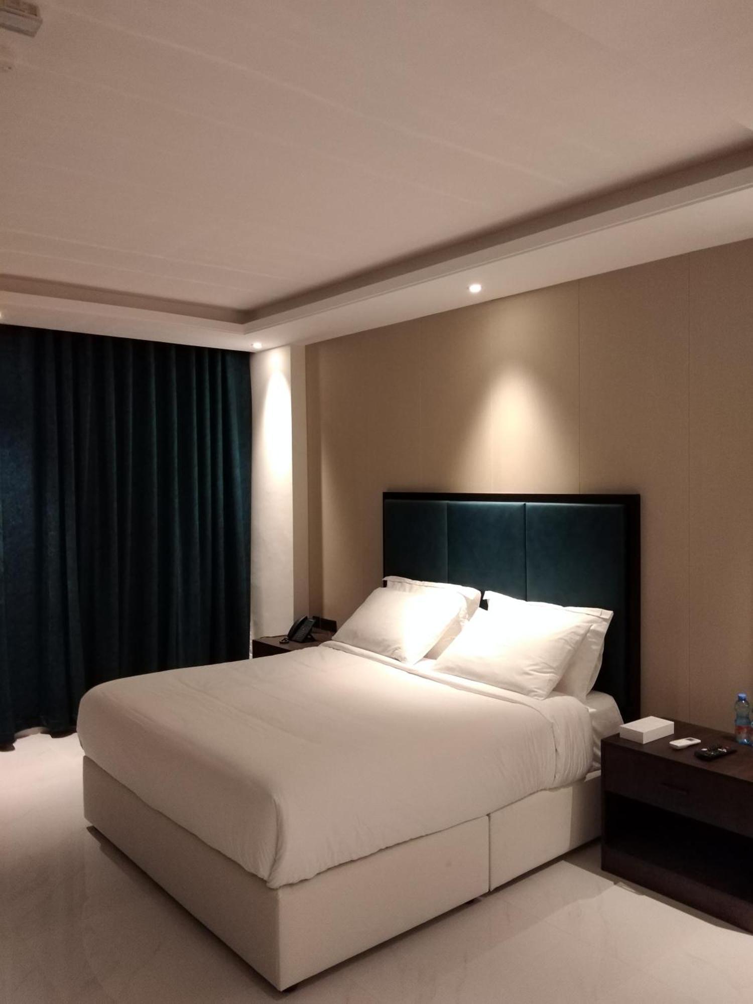 Nebula Hotel Duqm Buitenkant foto