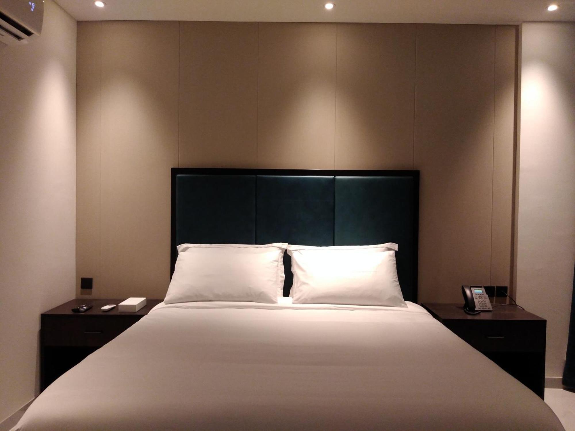 Nebula Hotel Duqm Buitenkant foto